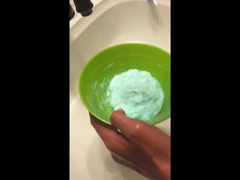 How to make slime using laundry detergent and Elmers glue