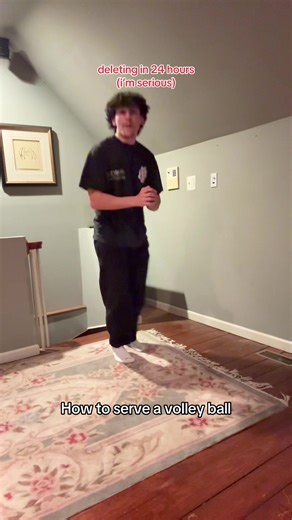Leo C (@leorealtoks)’s video of How To Serve A Volleyball