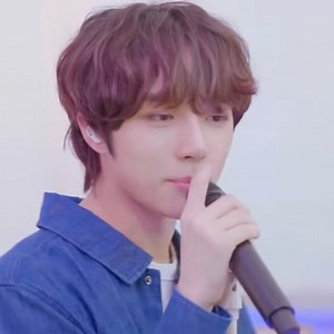 82K views · 10K reactions | TXT ; Blue Hour Oigan esta muy buena esta canción , no me la puedo sacar de la mente | Ｋｐｏｐ Ａｅｓｔｈｅｔｉｃ | Facebook