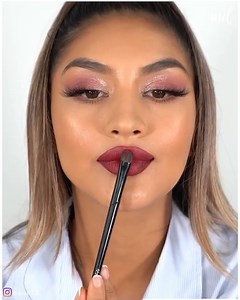 103K views · 853 reactions | Lovely makeup look you don't want to miss! | Lilyon | Facebook