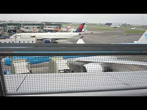 Amsterdam Schiphol Airport Live Stream with ATC