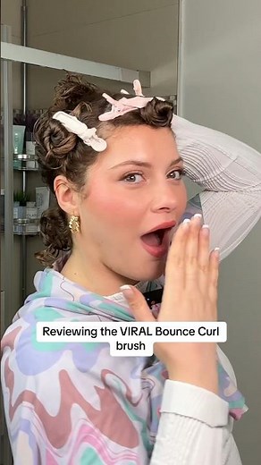 HAIR STYLISTS FIRST IMPRESSIONS OF THE VIRAL BOUNCECURL DEFINE BRUSH