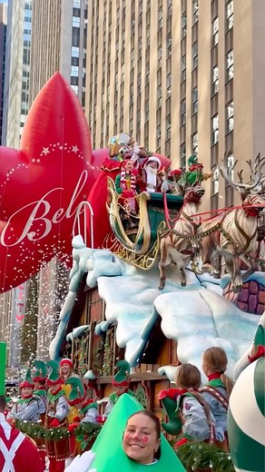 10K views · 318 reactions | SANTA! ❤️✨ He’s here!! The finale of...