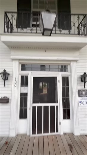 Historic Home Remodeling: 5200 sqft Transformation