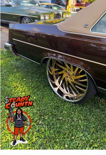 HARDEST HITTN DEUCE INNA CITY 🔊🔊🔥🔥GET WELL BRO @MELVIN NEED YA BACK OUT HERE SERVING IN “DUSSE” 🤯🤯🤯🔥🔥🫡🏆🌹💥📸🎬🎥#STEADYCOUNTN #NAPTOWN #NAPTOWNWHIPS #KANDYPAINT #BIGRIMS #SAVINI #ROSEGOLD #CLASSICCARS #LOUDASF #TRUNKWAVE #CARAUDIO #BASSCAR #SUBWOOFERS #BASSHEAD #SUBS #kingkonginthetrunk #soundcompetition #caraudioaddicts #BASS #LOUDMUSIC #crazybass #SUNDOWNCARAUDIO #AMERICANBASS #BUICK #LIMITED #buicklimited #77 #DEUCE #DUSSE #CLASSICCARS #FYP