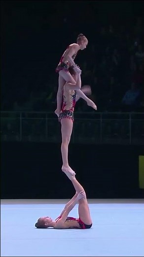 Defining Moments in Women’s Acrobatics 😮