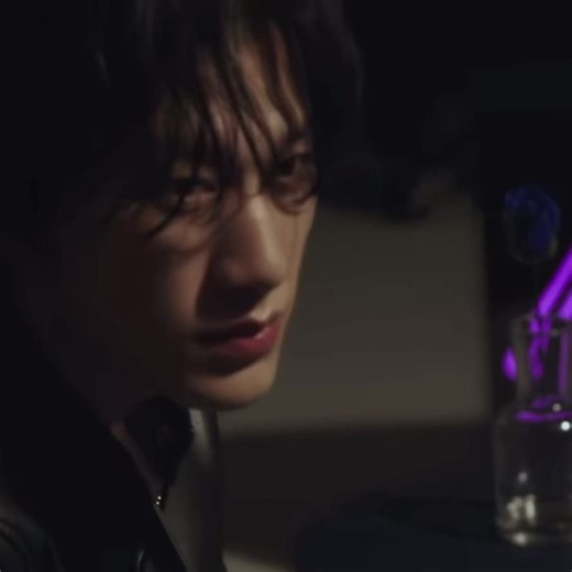 每个人都醒来YEDAM发布完整版的爱😭歌曲: Love Keyshia cole and @ BANG YEDAM