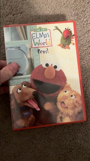 Elmo's World: Pets! 2006 DVD (2008 Genius Entertainment Reprint)