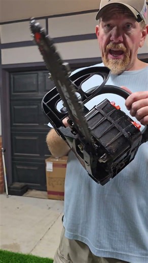 NEOTEC 25.4cc 12'' Top Handle Chainsaw, 2 cycle, includes bar, chain, and cover, chainsaw tool