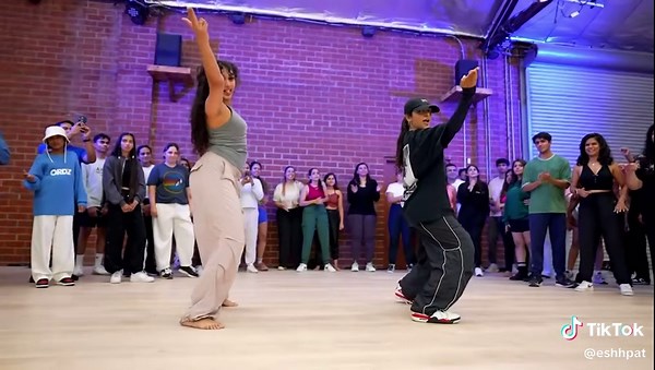 Fun Dance Class with Vinaini: Join the B-Funk Experience