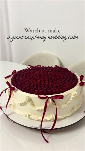 Delicious Italian Wedding Cake Recipe
