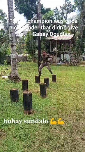 Tactical Sling Bag | bit.ly/3TZOKo3 Shopee | bit.ly/3nuMitm “Every champion was once a contender that didn’t give up.” ―Gabby Douglas 📸 ctto | Military Gears