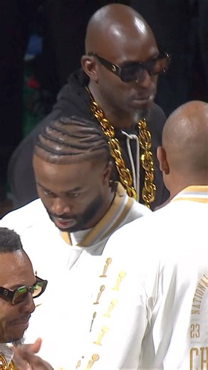 1.4M views · 10K reactions | Al was shocked at the size of his ring 藍 | NBA | Facebook