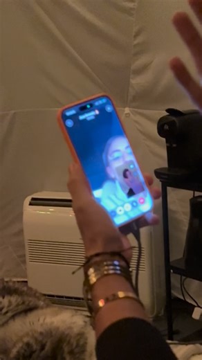 Luis Torres 🐆 on Instagram: "💍 😂 tengo a los mejores amigos!!! Mis hermanos, cuñadas no aparecen por qué fueron los primeros en saber y se me olvidó grabar!!!!😭😭😭😭 también me faltaron muchos amigos no se me sienta nadie 😩😂😬 AMÉ EL FINAL 😂😂😂 #luistorres"