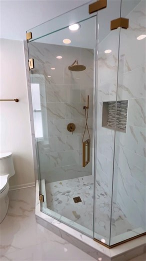 Custom Neo-Angle Shower Enclosure | Northbrook, IL