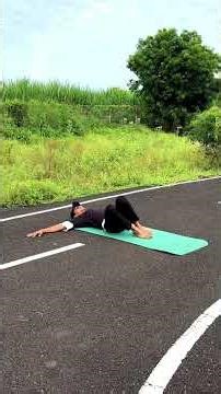 “कमर दर्द के लिए सबसे आसान स्ट्रेच | Lumbar Rotation | Back Pain Relief Exercise at Home”