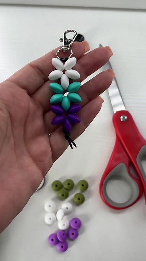 DIY Beaded Flower Keychain Tutorial