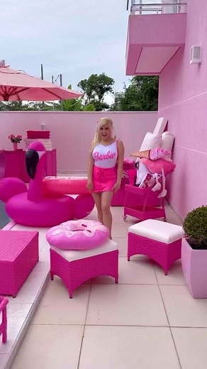 #barbiegirl #barbie #pink #doll