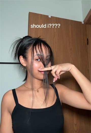 it’s literally just hair i’m overthinking it #fyp #bangs