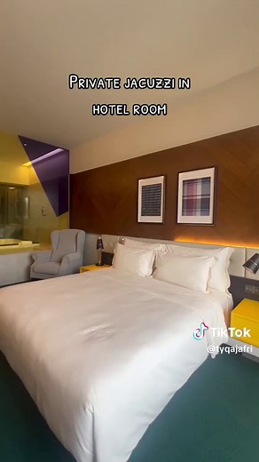 Luxurious Hotel Rooms with Private Jacuzzi