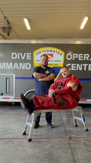 Shoutout to the tender who deals with the diver’s… extra… energy. The diver–tender duo is a team from the moment we roll in to the moment we pack up. Side by side through every training and every operation, one keeps the line steady while the other keeps the mission moving. It’s a partnership built on trust… and apparently a whole lot of patience. #lsunderwater #publicsafetydivers #underwaterrescue #volunteerdriven #serviceindepth #volunteer #diverandtender | Lee's Summit Underwater Rescue & Rec