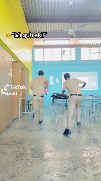 Jamaican Dance Moves: Ekii School Tutorial