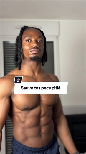 Longs bras petite cage thoracique = pecs difficiles à développer ? Ce n’est pas une fatalité, mais encore faut-il choisir les bons exercices. 👉 Bench press pour charger avec de l’amplitude 👉 Incliné contrôlé pour cibler le haut des pecs sans flinguer les épaules 👉 Dips pour finir le faisceau inférieur proprement La clé, ce n’est pas l’ego. C’est l’adaptation à ta morphologie. 📌 Enregistre la vidéo si t’as cette morphologie 💬 Dis-moi en commentaire si tu galères avec les pecs 🔔 Abonne-toi :