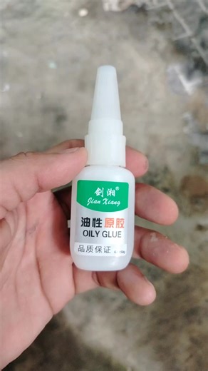 Creative Uses for Oily Glue in DIY Projects