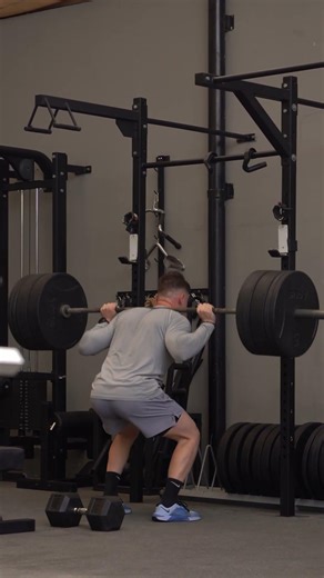 Do You Have A Perfect Squat? 220 LBS Squat For 12 Reps