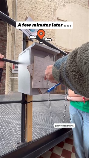 💚 #geocachingadventurelab 💚 Scrolling true our #geocachingadventures I found this film. Our first ever #geocachingevent 🤩. After trying this #adventurelab myself, J. needed to help 🫣🤣. #geocachingfun #geocachingeurope #geocachingadventure #geocachingaddicts #geocachinglove #geocachinglife #hobby #ᴇxᴘʟᴏʀᴇᴍᴏʀᴇ #instadaily #̤i̤n̤s̤t̤a̤g̤o̤o̤d̤ #geocachersofinstagram #dutchgeocachers #foundit #geocachinghq #geocachingcommunity #geocachingdog | Geocaching Sophie