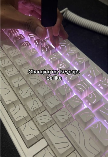 Transforming Mechanical Keyboards with New Keycaps