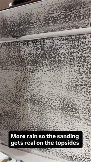 So pleased to have my inside workshop… never known so much rain over a winter! The outside boats keep waiting while the S&S moves closer to completion. #refitandsail #yachtrefit #gelcoat | The Solent Boat Butler