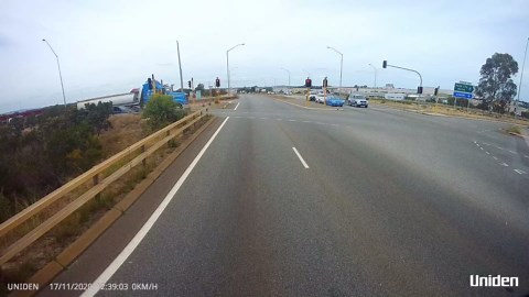 Foam Puzzle Piece Flies Off Trailer into Windshield
