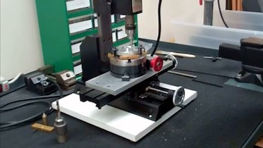 《搬》Sherline 旋转工作台，钻孔模式