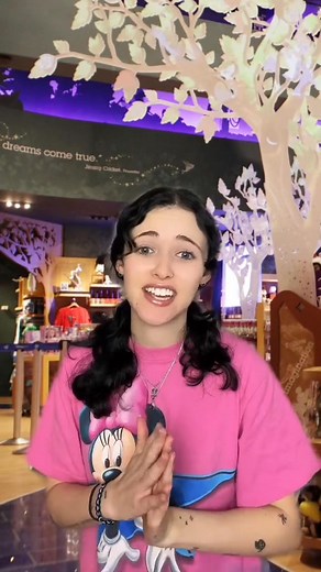 a nice story for once 😂 (repost from last year) #uk #disney #customerservice #funny | BBY BNZ