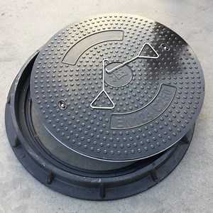 [Hot Item] Heavy Duty Anti - Theft Manhole Cover Japanese Manhole Covers Flame Retardant SMC Manhole Cover 850 D400