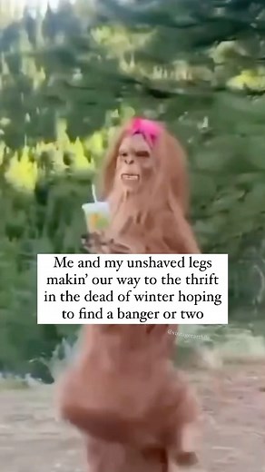 13K views · 10K reactions | Keep warm my friend 略  Harmony Hall - Vampire Weekend ☆ ☆ ☆ ☆ #comethriftwithme #thriftlife #letsgothrifting #thrifthaul #vintage #thriftqueen #thriftstorefinds #thriftfinds #vintagegirl #tuesdaymotivation | Vintage Earth | Facebook