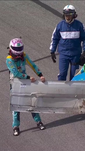Acidente na Xfinity Series: Joey Gase e Dawson Cram