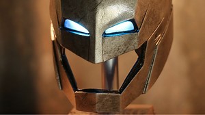 Half Scale Batfleck Mech Helmet Display & Upcoming Custom Collectables!