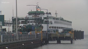 Lightning hits Edmonds ferry, putting it out of service