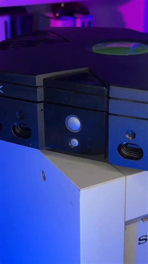 The evolution of the disc tray eject button on Xbox consoles 🖲️ #sony #playstation #retrogaming #playstation4 #ps1 #gaming #ps2 #playstation2 #ps4pro #nintendoswitch #spiderman #psx #tesla #unpacking #gamecube #nintendo #psone #playstation3 #ps3 #ps4 #ps5 #psp #retrocollection #asmr #xbox360 #usa #playstation5 #sega #unboxing #xbox | Retrogamingdays