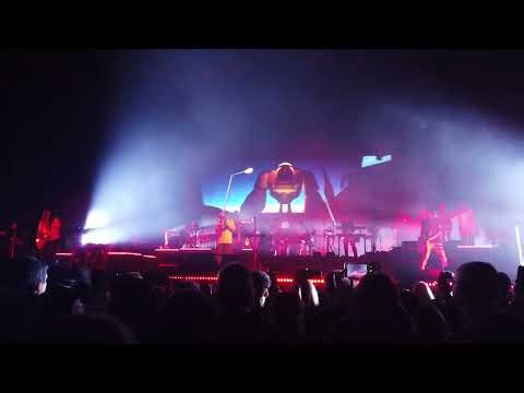 Gorillaz - Dracula (Live London 2025) | Encore Performance