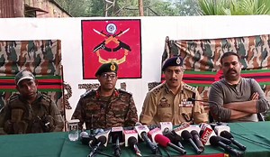 66K views · 1.8K reactions | Rajouri Ke Narla mei Security Forces ne Terrorists ko kaise Mar Giraya,,, Watch Full report | Early Times | Facebook