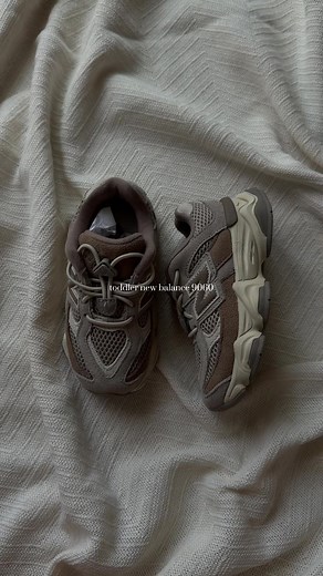 Exploring the New Balance 9060 Shoes for Toddlers