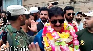 7.5K views · 91 reactions | Many prominent workers from Pc Nc Pdp villgam Handwara joined apni party in the presence of party Vise President Ab Rashid Bhat at vilgam Handwara | Mobile bazaar Srinagar | Facebook