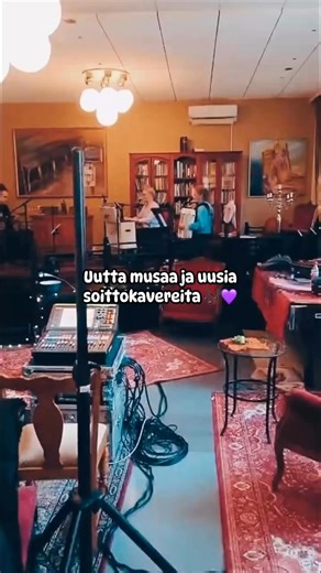 Uutta musaa ja uusia soittokavereita! 🎶💜 | Kuunkuiskaajat
