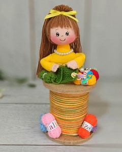 Making the cutest sewing box out of ordinary stuff🧶🧵 | Rush Brush