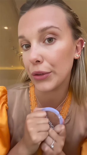 Millie Bobby Brown Makeup Tutorial: Natural Bronzer & Lip Color