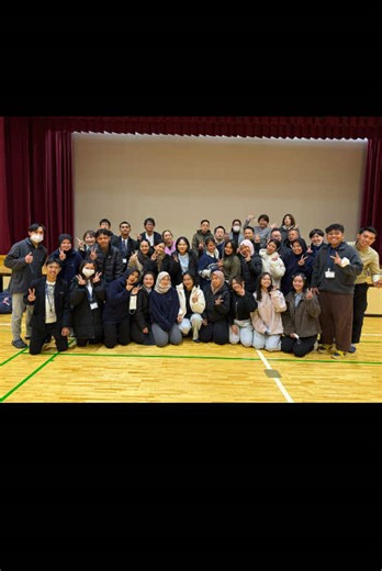 技能実習集合研修開始 介護のケアの基本や法人理念などみんなで学ぶ時間 先生はインドネシア介護福祉士の上司！言葉に説得力がある。 二日間しっかり学んで来週からは現場実習開始です！ 介護福祉士目指して頑張ろー。ってまずは初級試験ですね🧐 #技能実習生 #インドネシア #介護の現場 #人材育成 #多文化共生