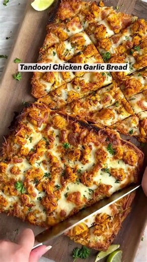 🌿 Easy Homemade Garlic Bread Recipe | Crispy & Buttery